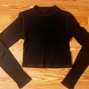 Black Ribbed Long-Sleeve Crop Top